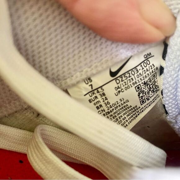 NIKE Court Legacy Lift sneakers orange coral swoosh women's sz 7 EUC streetwear - Picture 14 of 14